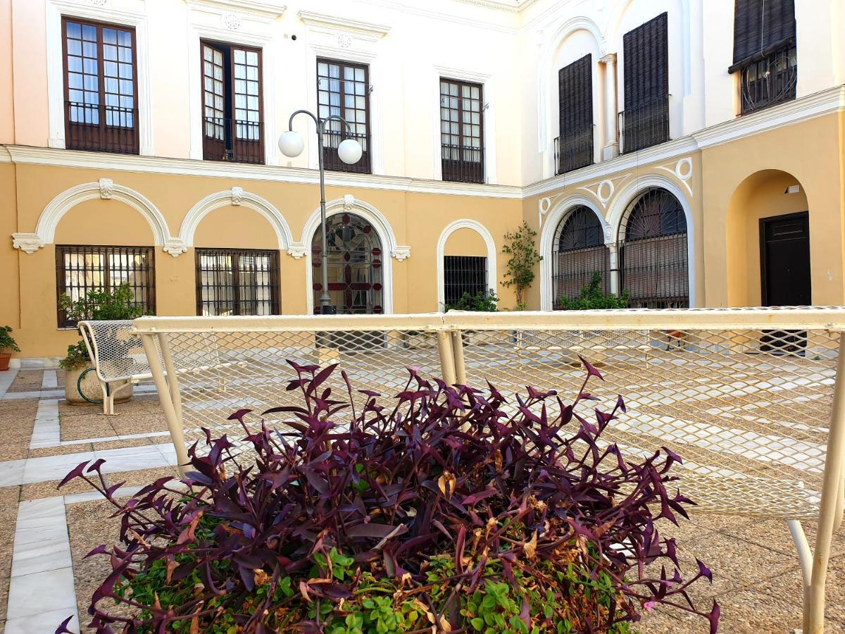 Sherryflat Palacio - Parking Jerez de la Frontera Esterno foto